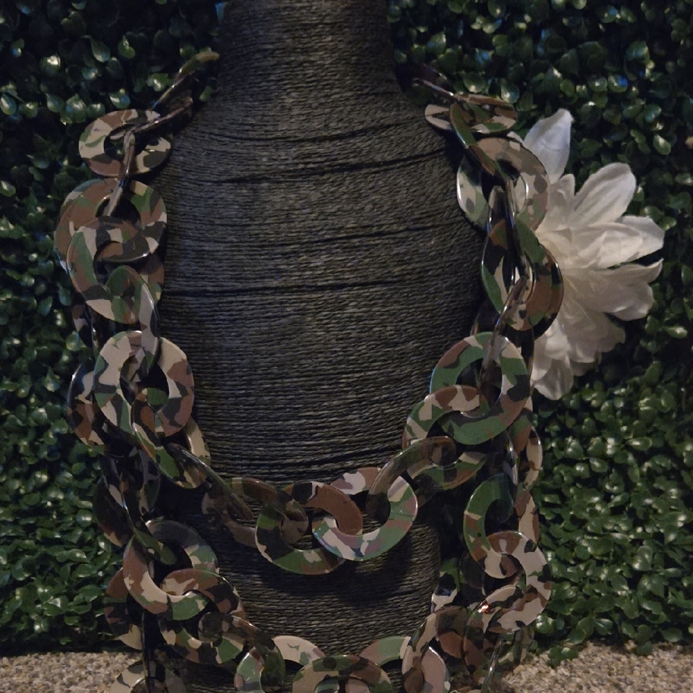 Camouflage Chain Necklace